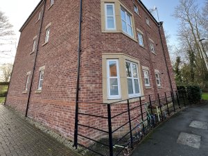 Noble Crescent Flat