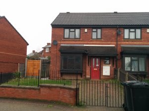 Front view of property 